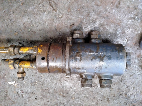 Trục Trung Tâm SK300-1