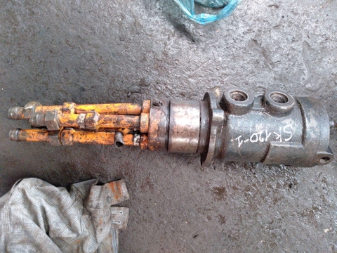 Trục Trung Tâm SK120-1