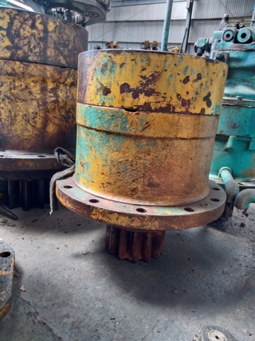 Ụ Quay Toa SK120-1