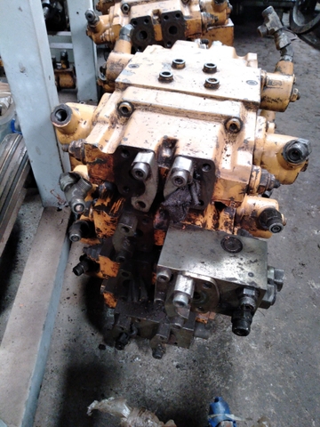 Ngăn Kéo CAT212