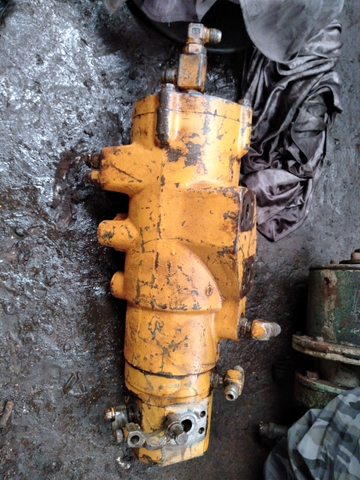 Trục Trung Tâm PC300-5