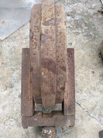 Bánh Dẫn Hướng PC100/120-3/5