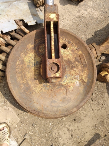 Bánh Dẫn Hướng PC150-3/5