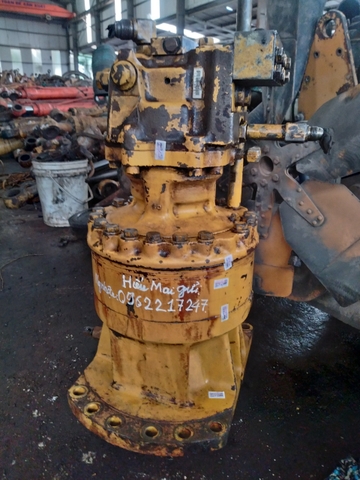 Ụ Quay Toa PC200-6