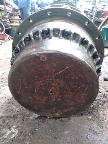 Di Chuyển Bánh Xích S260