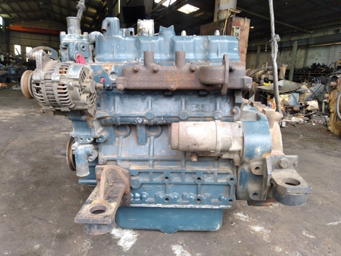 Động Cơ V2203
