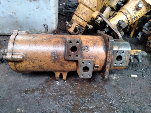 Trục Trung Tâm PC650/710