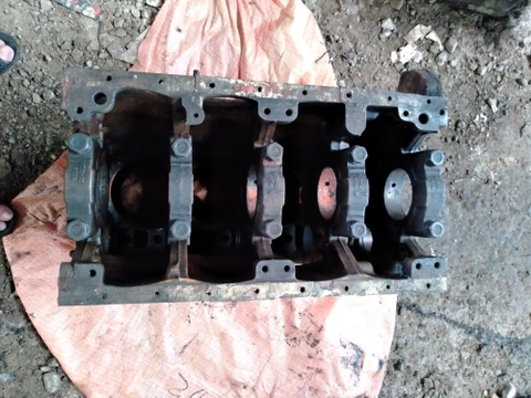 Lốc Động Cơ 4D105