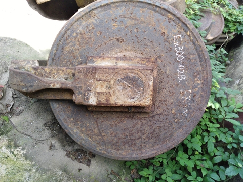 Bánh Dẫn Hướng EX300-1/2/3