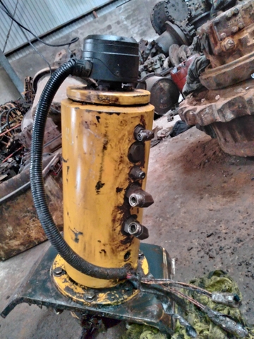 Trục Trung Tâm PW160-7
