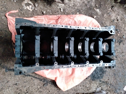 Lốc Động Cơ 6D102