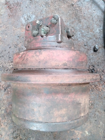 Di Chuyển Bánh Xích SH135U-2