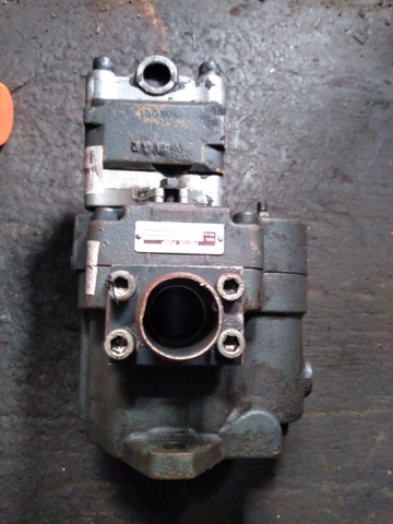 Bơm Tổng ZX30