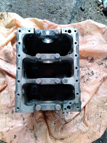 Lốc Động Cơ 3D84E