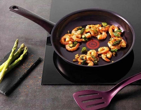 Mẹo rán không dính chảo mà không cần chảo chống dính