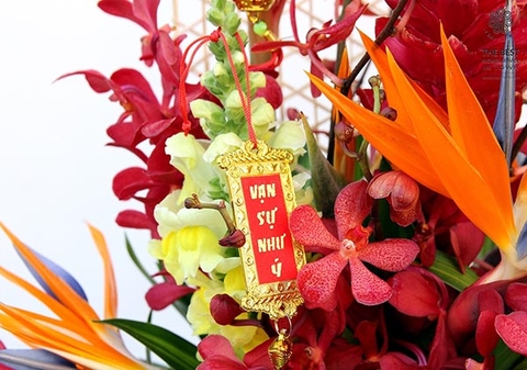 Cắm hoa ngày Tết và những loài hoa chưng Tết rước tài lộc vào nhà năm 2025