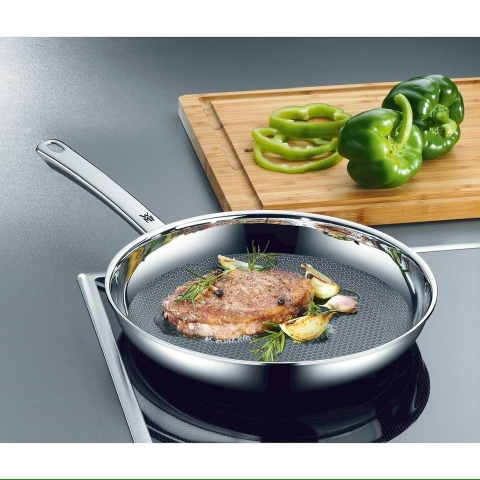 So sánh các loại chảo. Chảo nào phù hợp với nhu cầu của gia đình bạn?