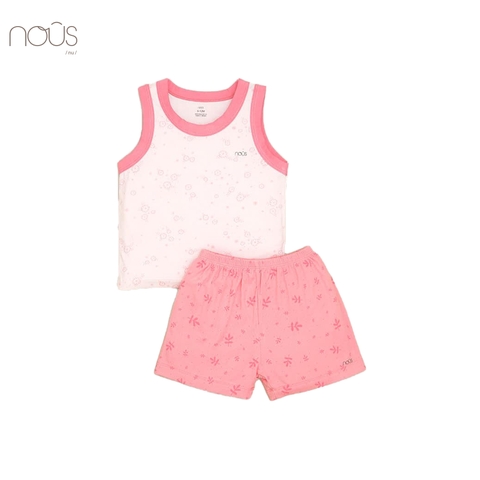 Bộ ba lỗ trắng hồng hình cúc và lá nhí