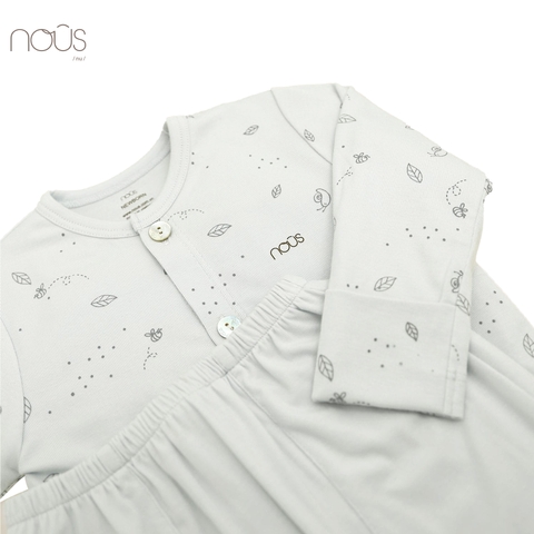 Bộ cài thẳng dài xanh hoạ tiết ốc sên size Newborn (dành cho bé sơ sinh dưới 3.8Kg)