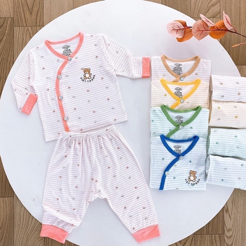 Bộ sơ sinh tay dài VT Kid (Mẫu ngẫu nhiên do mỗi đợt ra mẫu khác nhau, sẽ inbox khách chọn mẫu sau)