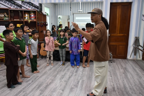 MC Buck đã đến FIS!