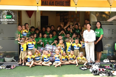 Trường chúng tôi đã có một trải nghiệm rất đặc biệt - chúng tôi đã đến thăm trại trẻ mồ côi 