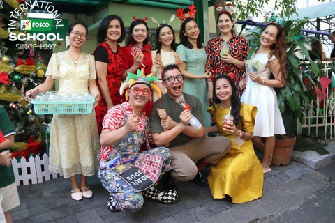 Ông già Noel đã đến FIS!