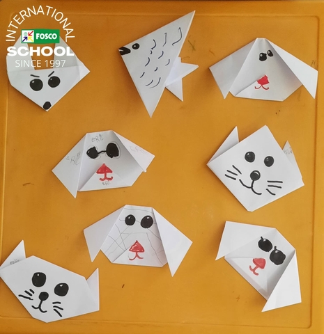 Các em học sinh Mầm, Chồi, Lá rèn kĩ năng cắt giấy và gấp giấy