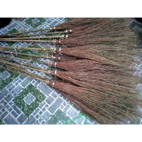 chổi xương cán dài