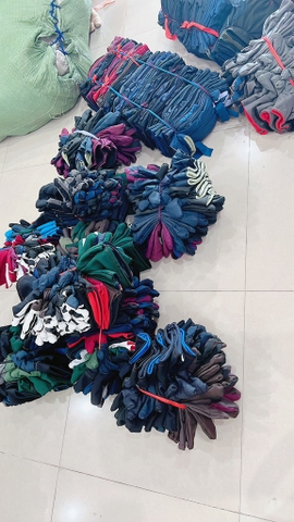 Găng tay kaki lót nỉ 3 lớp