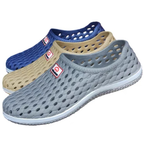 Giày nhựa Hoa San