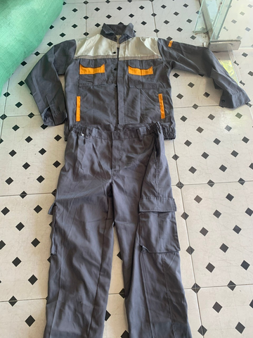 Bộ quần áo kaki 3.1