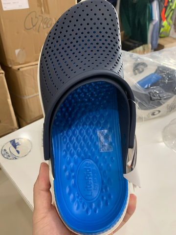 Giày sục nam có quai ( màu xanh đen đế trắng)