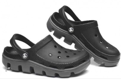 Giày Crocs đen đế đen size 39