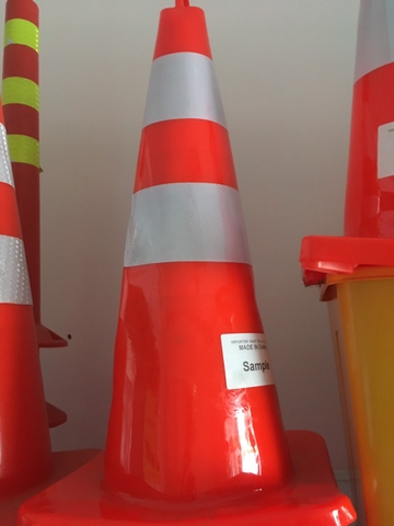 Chóp giao thông PVC dẻo 70 cm- hàng mẫu