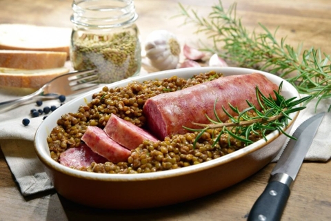 9 món ăn truyền thống đón năm mới quanh thế giới