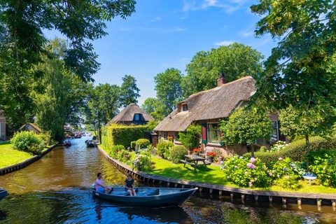 Khám phá Giethoorn - Ngôi làng đẹp như bức tranh thủy mặc