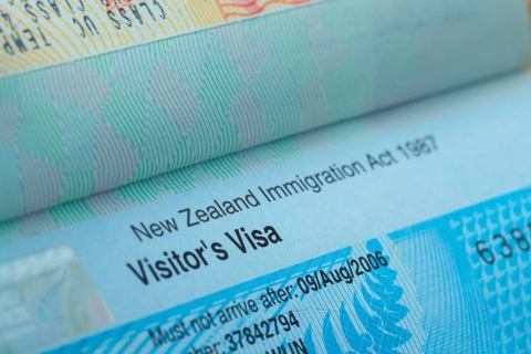 Trọn Bộ Kinh Nghiệm & Thủ Tục Xin Visa New Zealand Từ A-Z Cùng GoldenTour