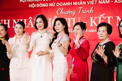 DOANH NHÂN HỘI TỤ - KẾT NỐI VƯƠN XA: HÀNH TRÌNH KIẾN TẠO GIÁ TRỊ VÀ NÂNG TẦM DOANH NGHIỆP VIỆT