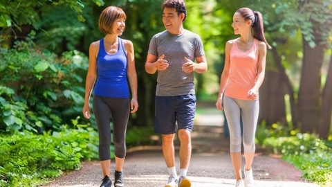 Đi bộ vào giờ nào giúp người đái tháo đường kiểm soát đường huyết và giữ vóc dáng?