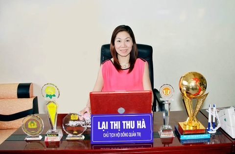 Hình ảnh lãnh đạo VH Medipharm nhận các giải thưởng của nhà nước