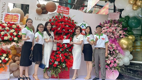 VH medipharm mừng khai trương Nhà thuốc Phương Nga 2 - Hải Phòng