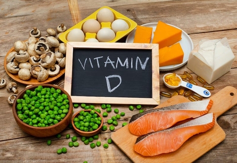 Tại sao người cao tuổi dễ bị thiếu vitamin D?