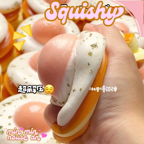 Squishy HT Bánh Mỳ Ốp La 1 Trứng Tròn 2 Lớp Slow Siêu Mềm