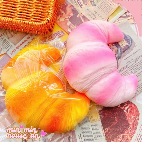 Bánh Squishy Sừng Trâu To Bự Slow Mềm Mịn HT