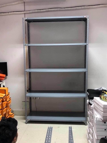 Kệ sắt v lỗ 5 tầng TP3012