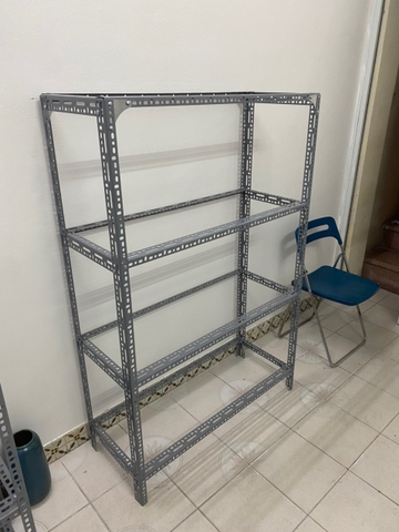 Kệ sắt khung v lỗ V3x5 - V4x6