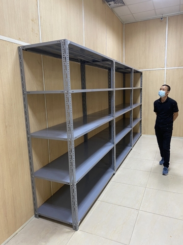 Kệ sắt v lỗ 5 tầng TP6015