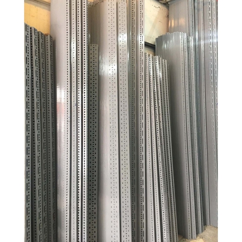 Thanh Sắt V Lỗ V3x5 dày 1.8mm