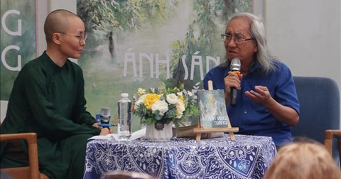 [https://tuoitre.vn/] - [Văn chương của tác gia Nobel Jon Fosse là sự thanh tẩy tâm hồn]